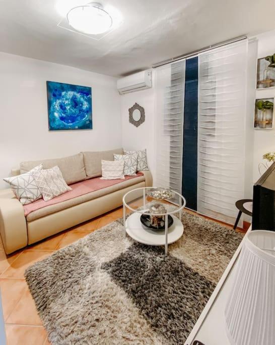 Nadica Sabunike Apartment *